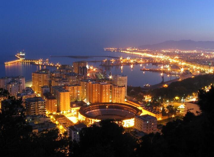 Apartamentos Momas La Casa De Mamá Malaga Bagian luar foto
