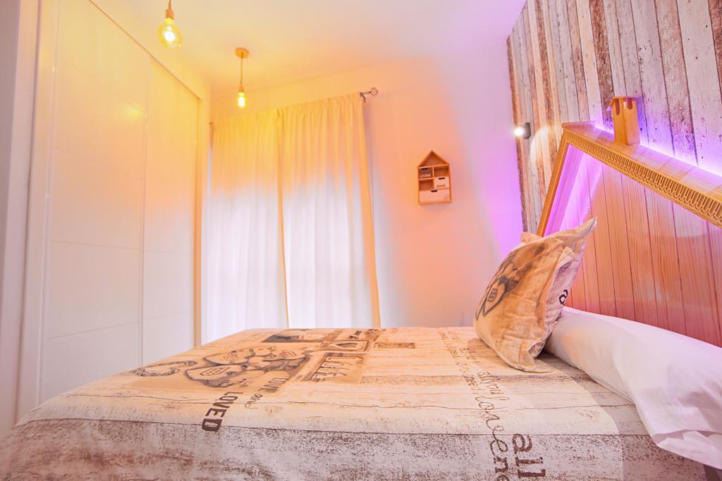 Apartamentos Momas La Casa De Mamá Malaga Bagian luar foto