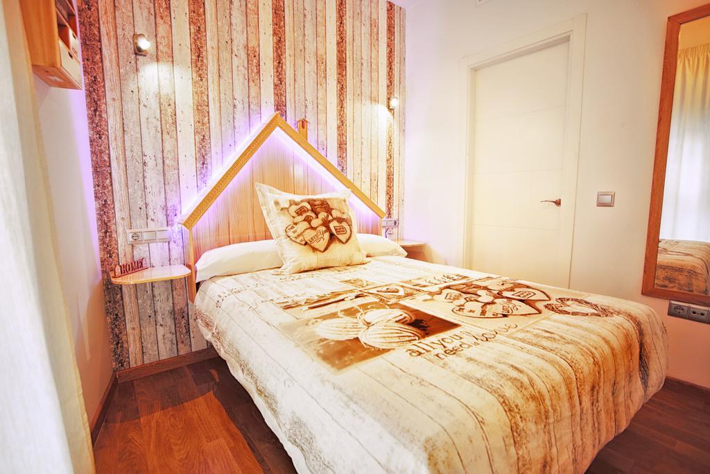 Apartamentos Momas La Casa De Mamá Malaga Bagian luar foto