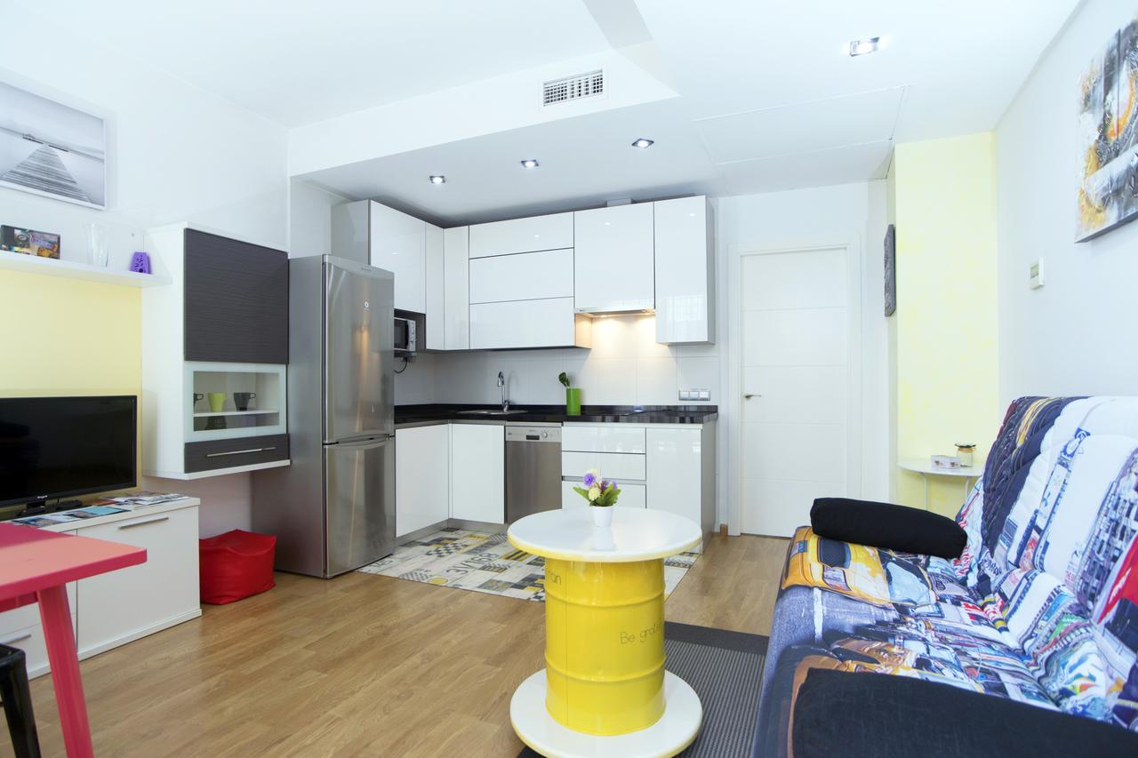 Apartamentos Momas La Casa De Mamá Malaga Bagian luar foto