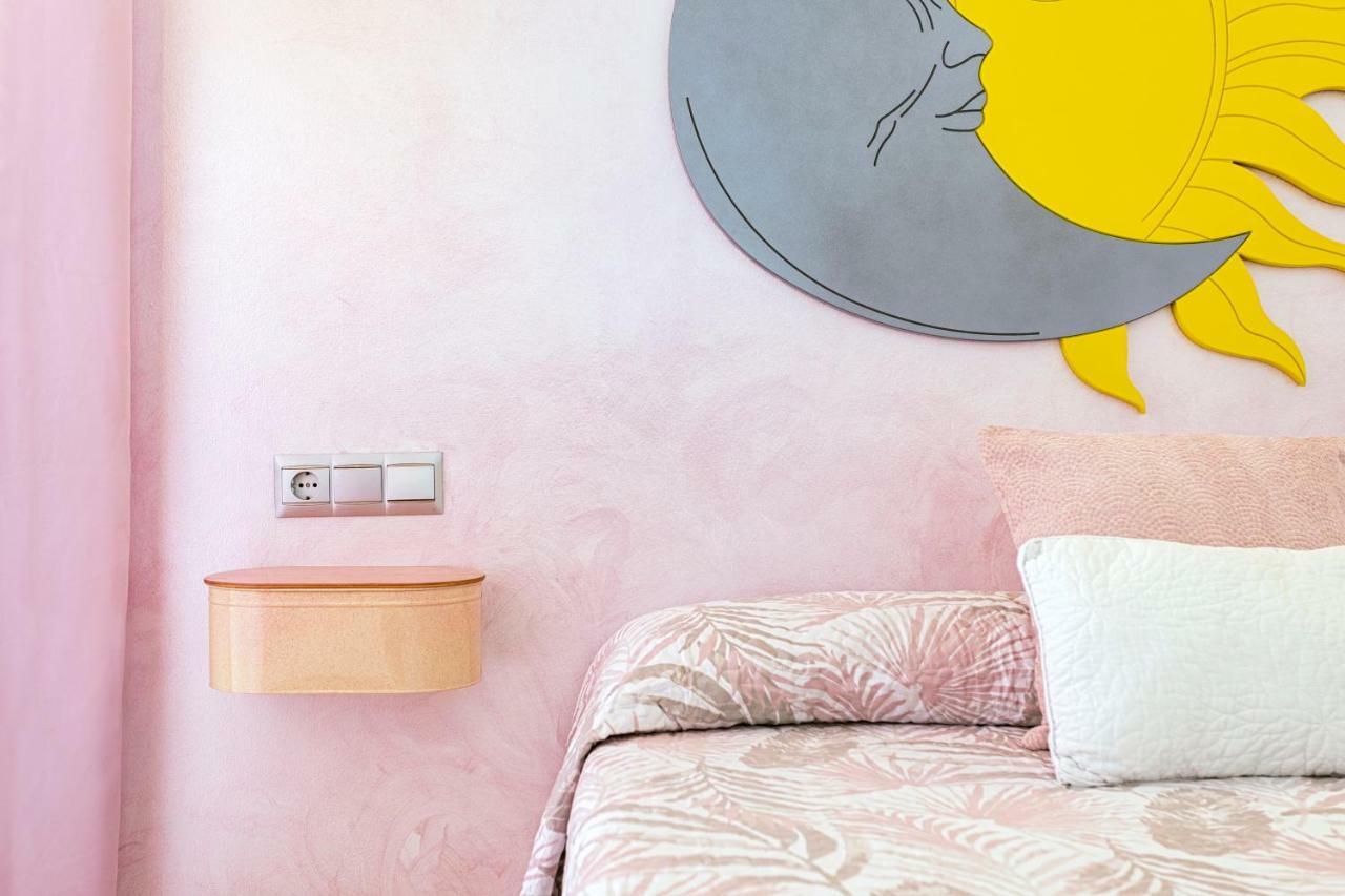 Apartamentos Momas La Casa De Mamá Malaga Bagian luar foto