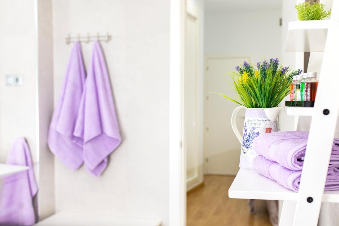 Apartamentos Momas La Casa De Mamá Malaga Bagian luar foto